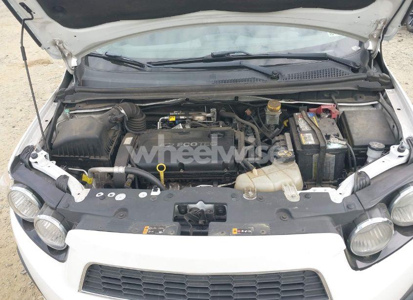 Photo 10 of 2014 Chevrolet Sonic LT AUTO (VIN 1G1JC5SH2E4162166)