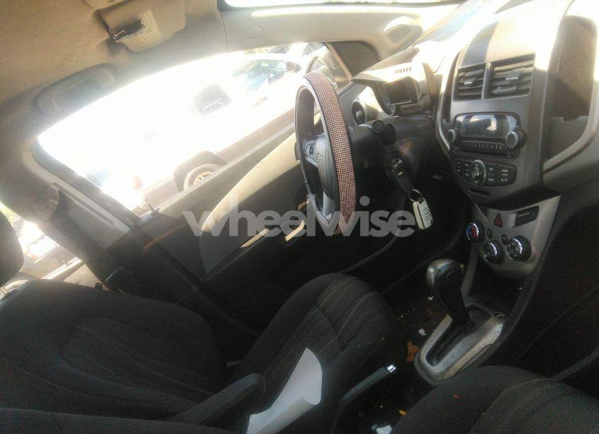 Photo 5 of 2014 Chevrolet Sonic LT AUTO (VIN 1G1JC5SH2E4164189)