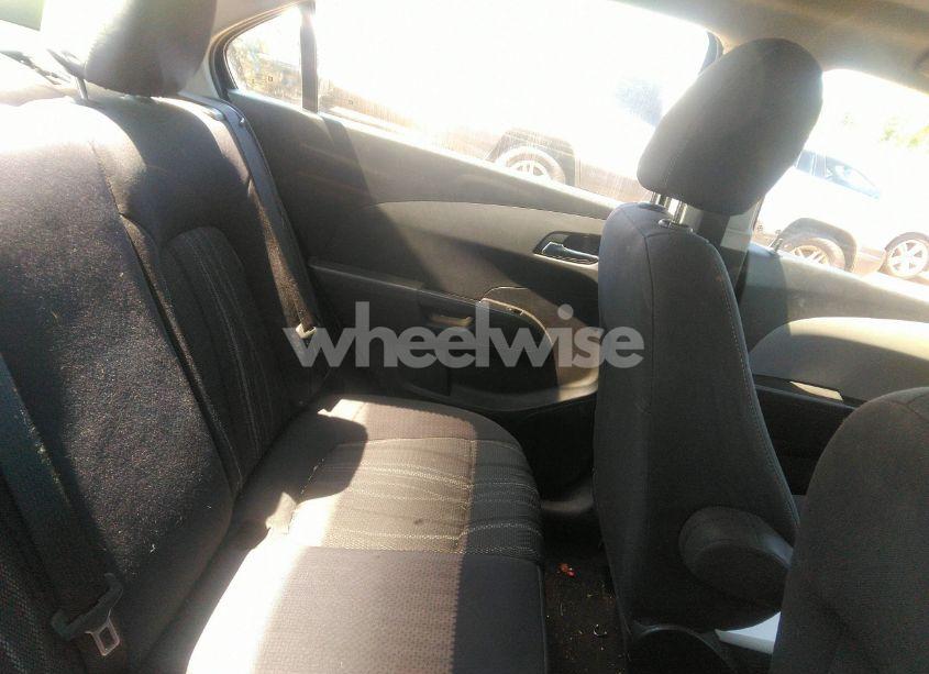 Photo 8 of 2014 Chevrolet Sonic LT AUTO (VIN 1G1JC5SH2E4164189)