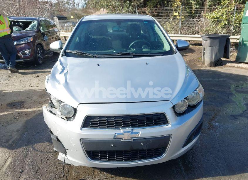Photo 12 of 2014 Chevrolet Sonic LT AUTO (VIN 1G1JC5SH2E4200074)