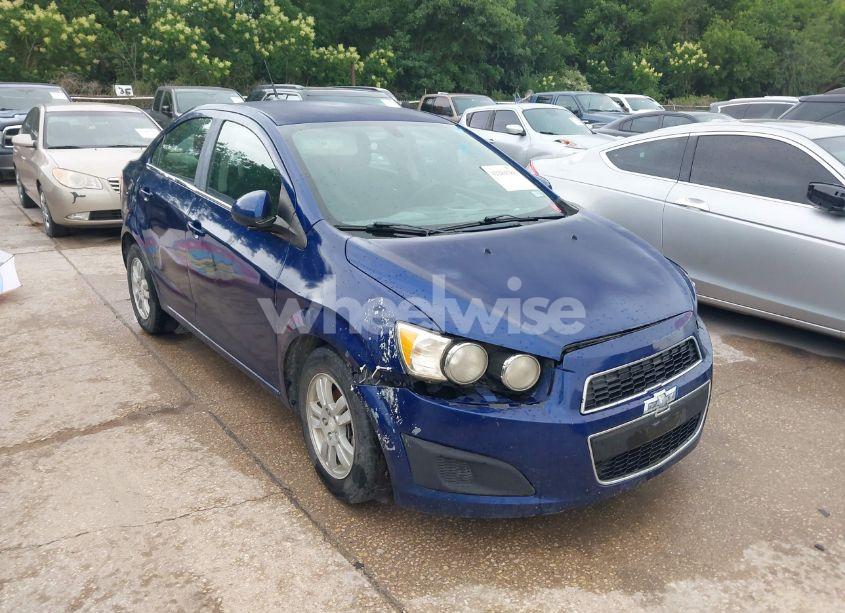2014 Chevrolet Sonic LT AUTO (VIN 1G1JC5SH2E4218221) main photo