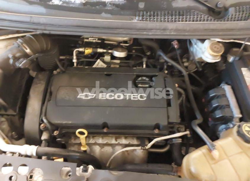 Photo 10 of 2014 Chevrolet Sonic LT AUTO (VIN 1G1JC5SH2E4235374)