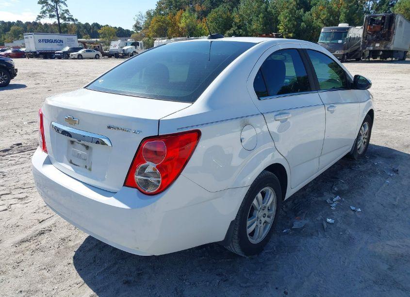 Photo 4 of 2015 Chevrolet Sonic LT AUTO (VIN 1G1JC5SH2F4148754)