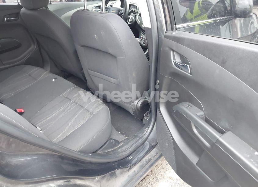 Photo 8 of 2016 Chevrolet Sonic LT AUTO (VIN 1G1JC5SH2G4101290)