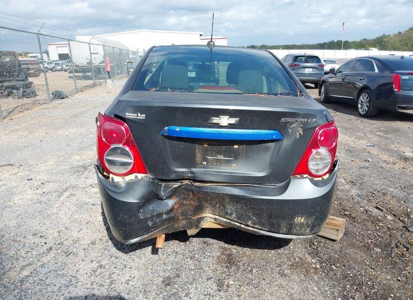 Photo 6 of 2016 Chevrolet Sonic LT AUTO (VIN 1G1JC5SH2G4110992)