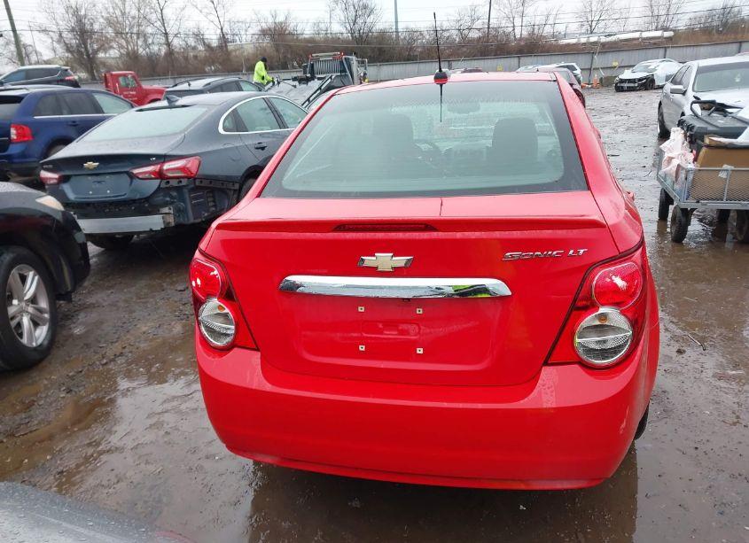 Photo 16 of 2016 Chevrolet Sonic LT AUTO (VIN 1G1JC5SH2G4111480)