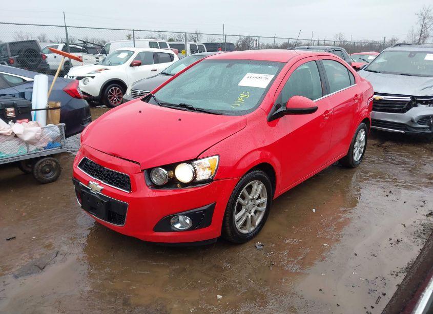 Photo 2 of 2016 Chevrolet Sonic LT AUTO (VIN 1G1JC5SH2G4111480)