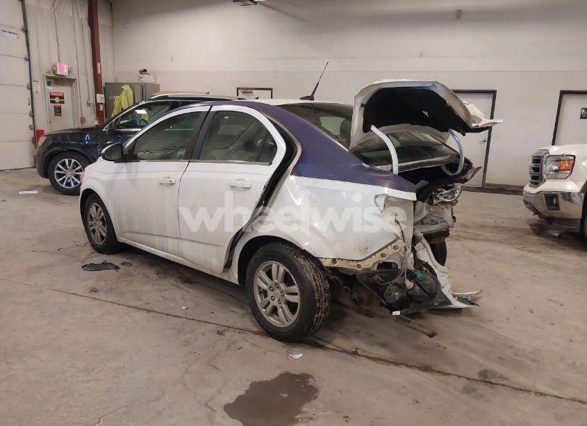 Photo 3 of 2012 Chevrolet Sonic 2LT (VIN 1G1JC5SH3C4105827)