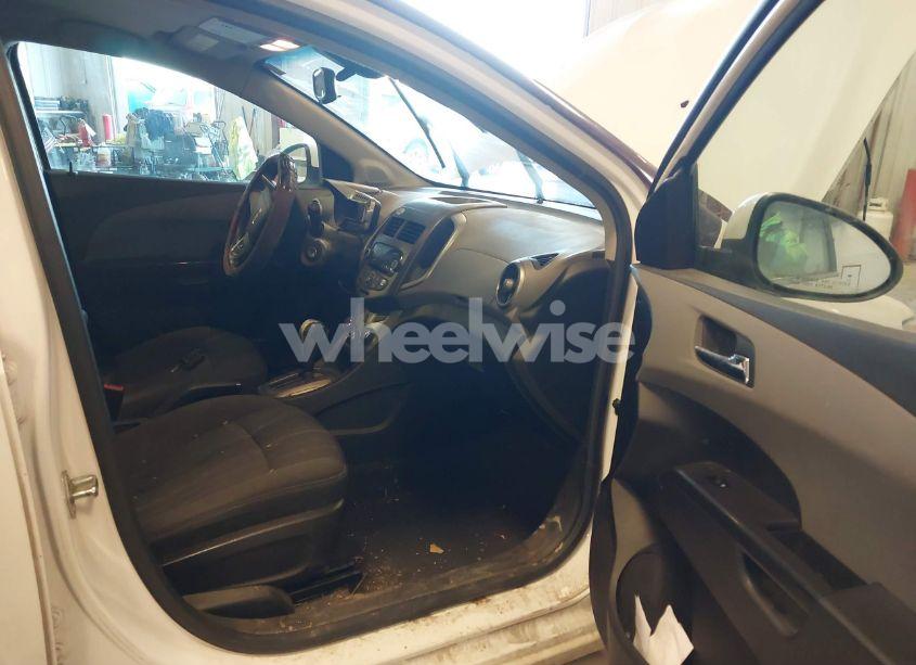 Photo 5 of 2012 Chevrolet Sonic 2LT (VIN 1G1JC5SH3C4105827)