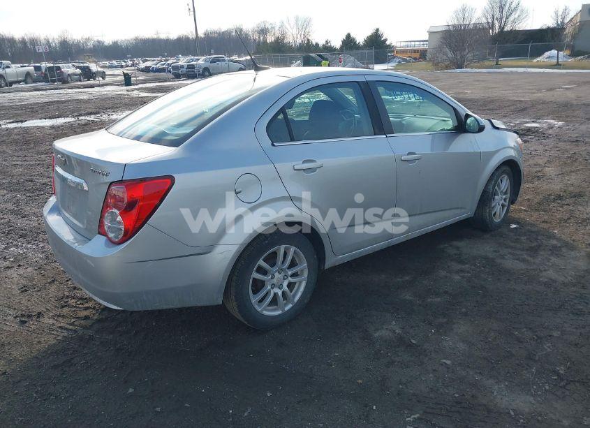 Photo 4 of 2012 Chevrolet Sonic 2LT (VIN 1G1JC5SH3C4150153)