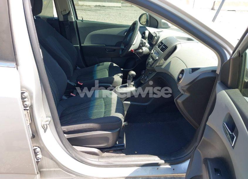 Photo 5 of 2012 Chevrolet Sonic 2LT (VIN 1G1JC5SH3C4166093)