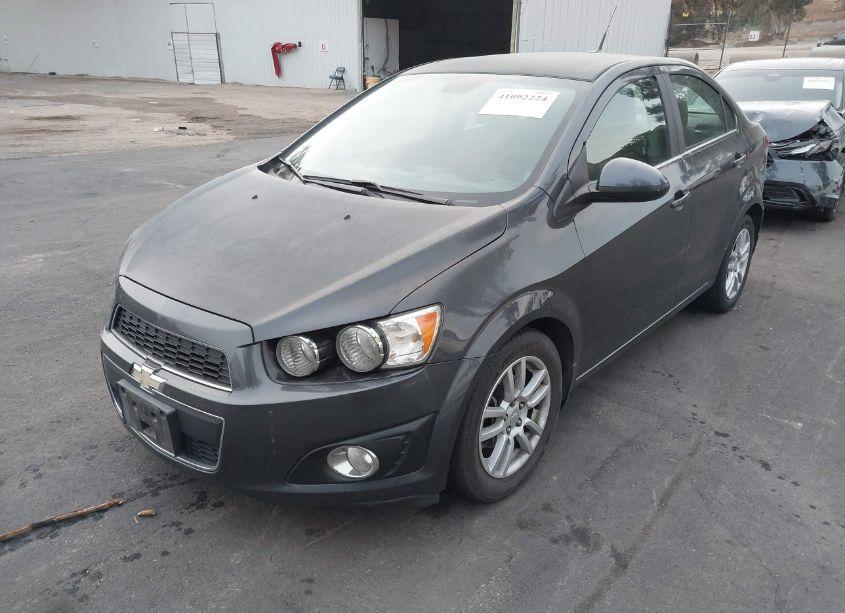 Photo 2 of 2012 Chevrolet Sonic 2LT (VIN 1G1JC5SH3C4210058)