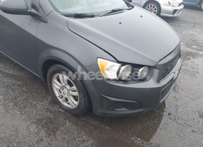 Photo 6 of 2013 Chevrolet Sonic LT AUTO (VIN 1G1JC5SH3D4190489)
