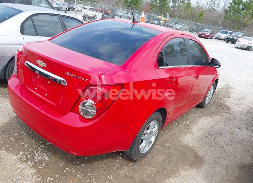Photo 4 of 2013 Chevrolet Sonic LT AUTO (VIN 1G1JC5SH3D4233406)