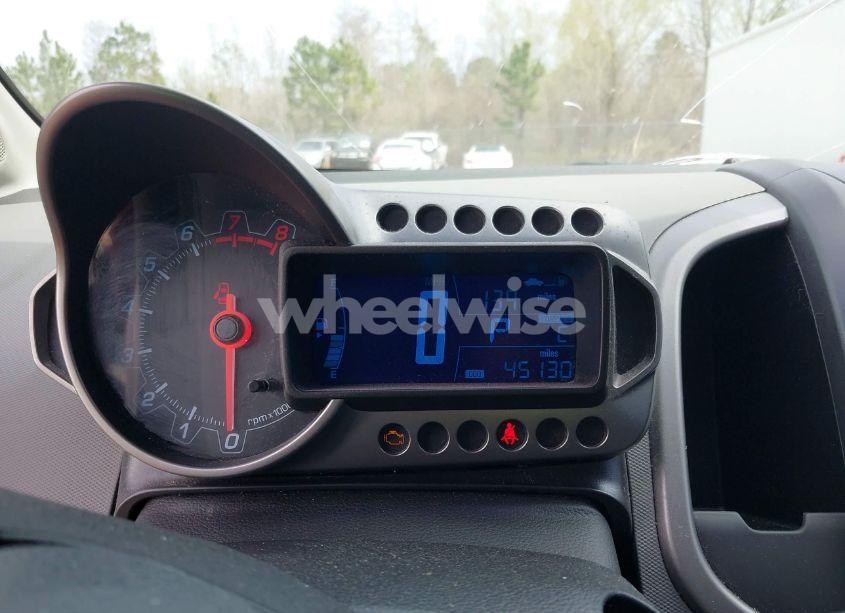 Photo 7 of 2013 Chevrolet Sonic LT AUTO (VIN 1G1JC5SH3D4233406)