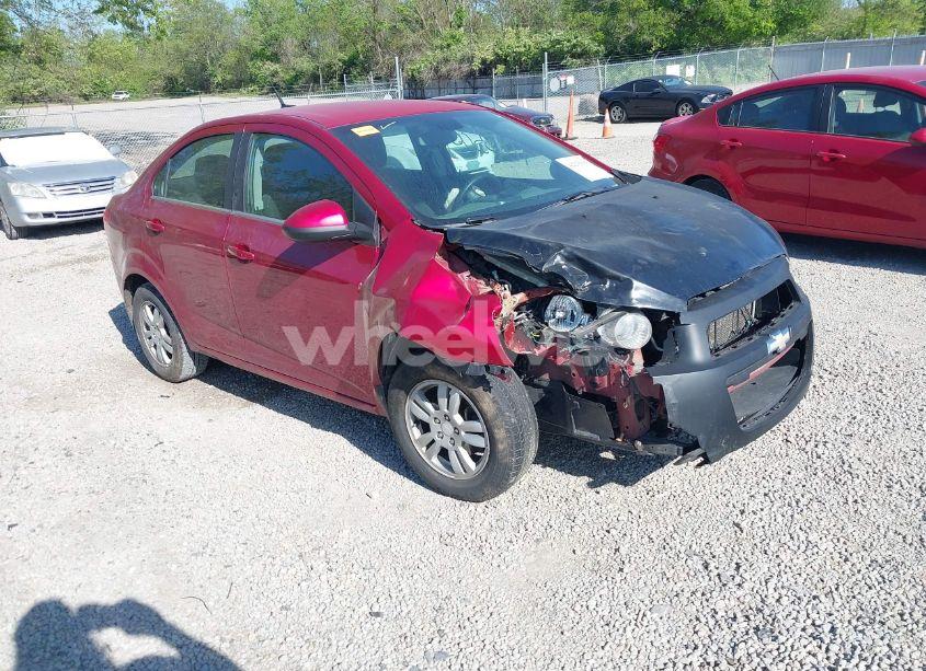 2013 Chevrolet Sonic LT (VIN 1G1JC5SH3D4256507) main photo