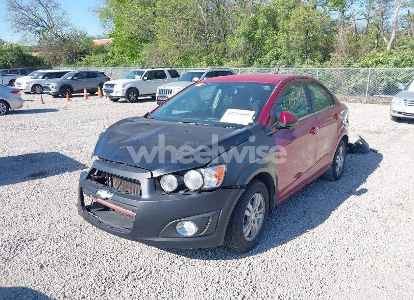 Photo 2 of 2013 Chevrolet Sonic LT (VIN 1G1JC5SH3D4256507)