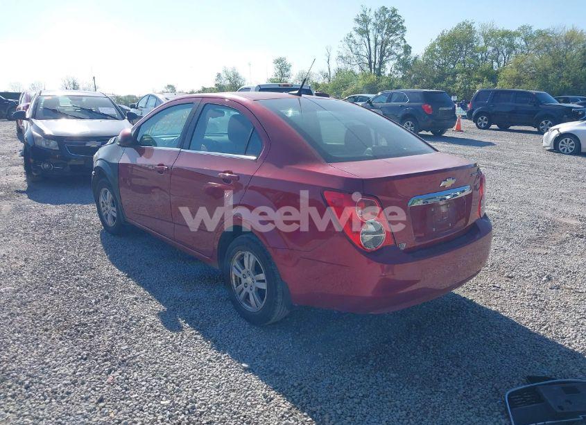 Photo 3 of 2013 Chevrolet Sonic LT (VIN 1G1JC5SH3D4256507)