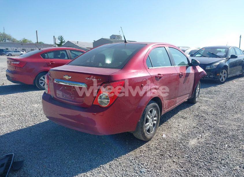 Photo 4 of 2013 Chevrolet Sonic LT (VIN 1G1JC5SH3D4256507)