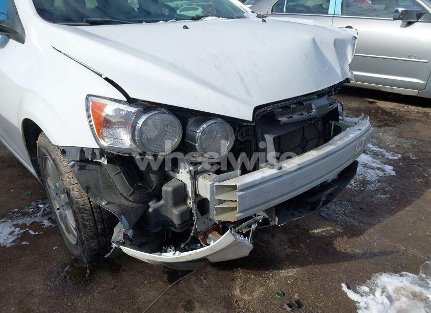 Photo 17 of 2014 Chevrolet Sonic LT AUTO (VIN 1G1JC5SH3E4136580)