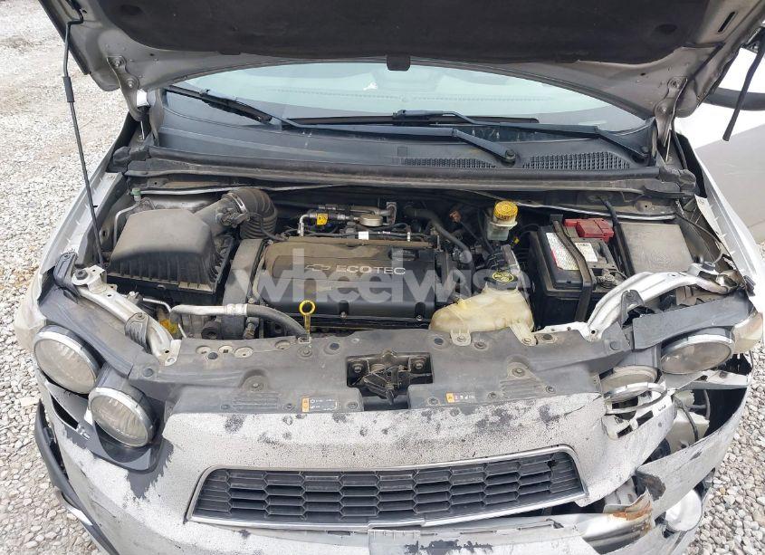 Photo 10 of 2014 Chevrolet Sonic LT AUTO (VIN 1G1JC5SH3E4138488)