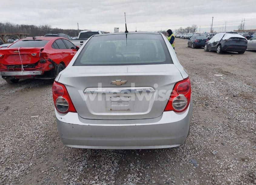 Photo 16 of 2014 Chevrolet Sonic LT AUTO (VIN 1G1JC5SH3E4138488)