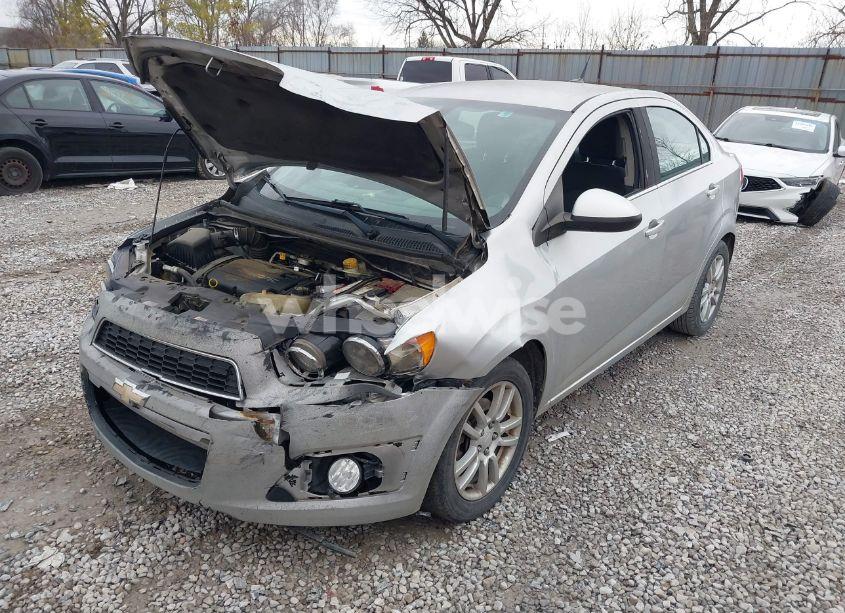Photo 2 of 2014 Chevrolet Sonic LT AUTO (VIN 1G1JC5SH3E4138488)