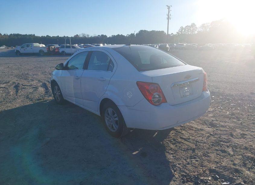 Photo 3 of 2014 Chevrolet Sonic LT AUTO (VIN 1G1JC5SH3E4155369)