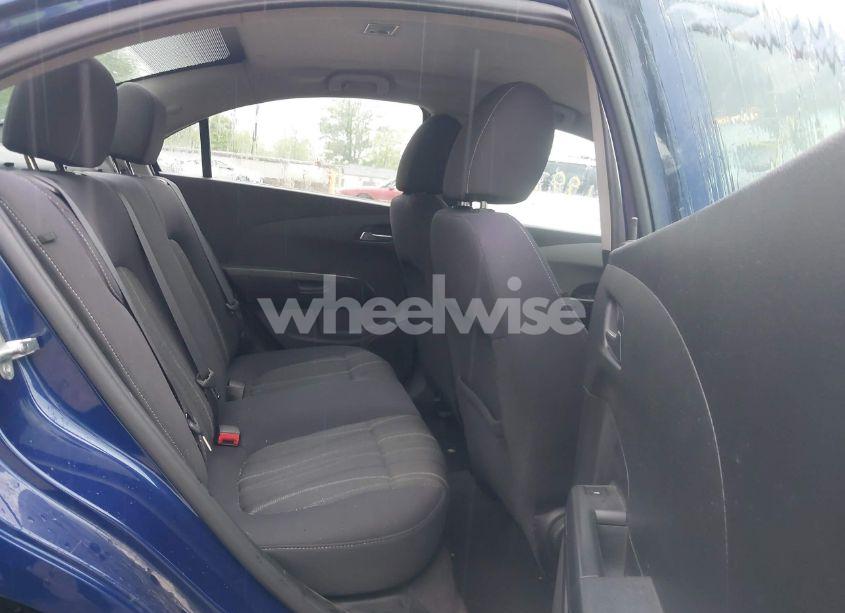 Photo 8 of 2014 Chevrolet Sonic LT AUTO (VIN 1G1JC5SH3E4212735)