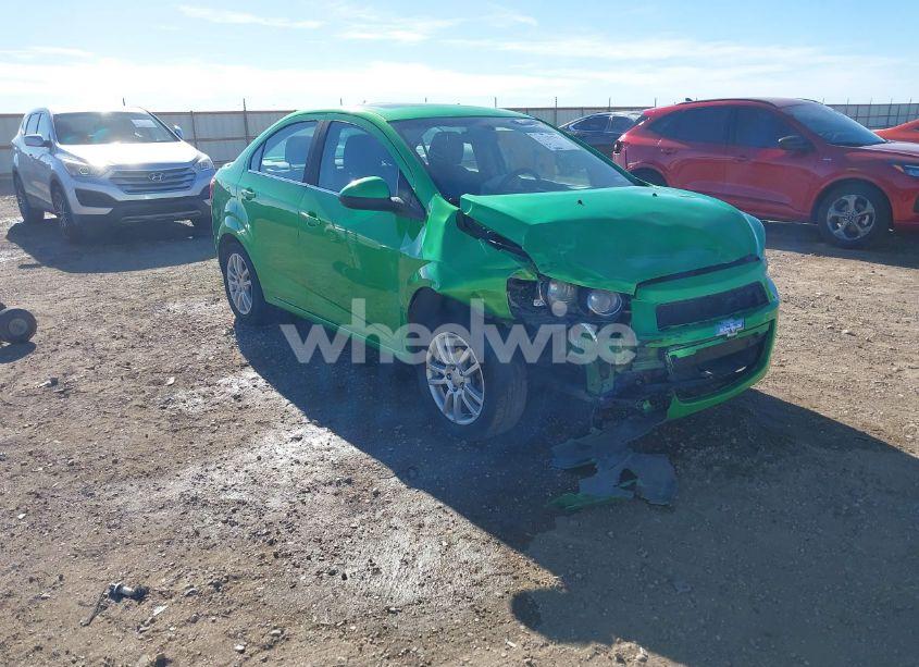 2014 Chevrolet Sonic LT (VIN 1G1JC5SH3E4219619) main photo