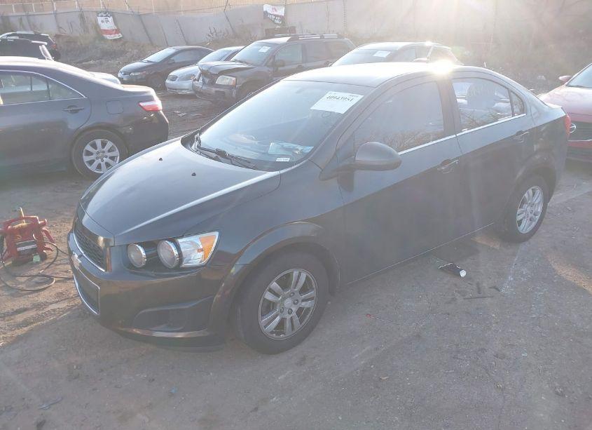 Photo 2 of 2016 Chevrolet Sonic LT AUTO (VIN 1G1JC5SH3G4126487)