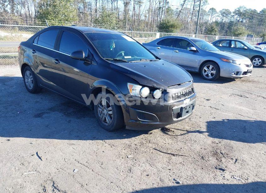 2016 Chevrolet Sonic LT AUTO (VIN 1G1JC5SH3G4139644) main photo