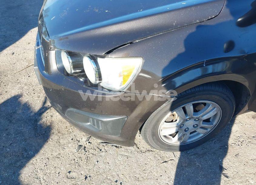 Photo 6 of 2016 Chevrolet Sonic LT AUTO (VIN 1G1JC5SH3G4139644)