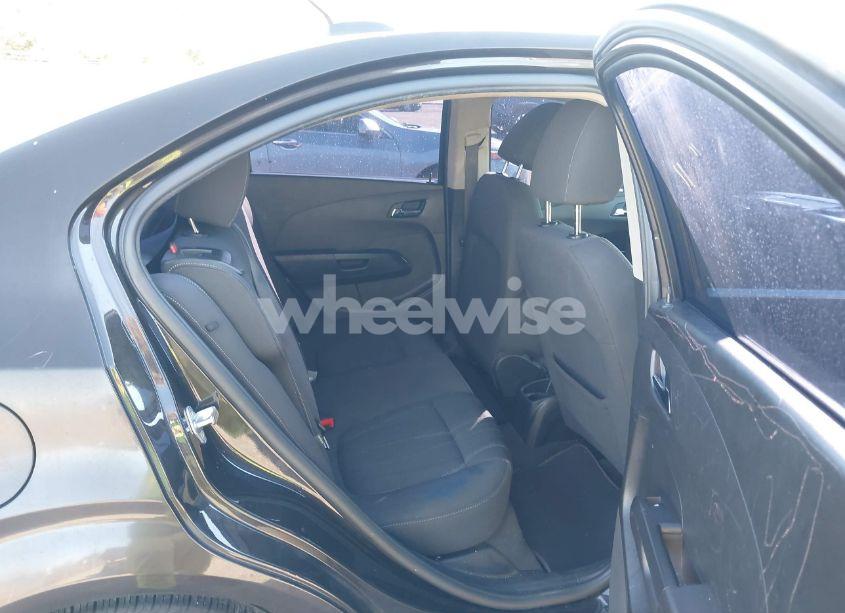 Photo 8 of 2016 Chevrolet Sonic LT AUTO (VIN 1G1JC5SH3G4139644)