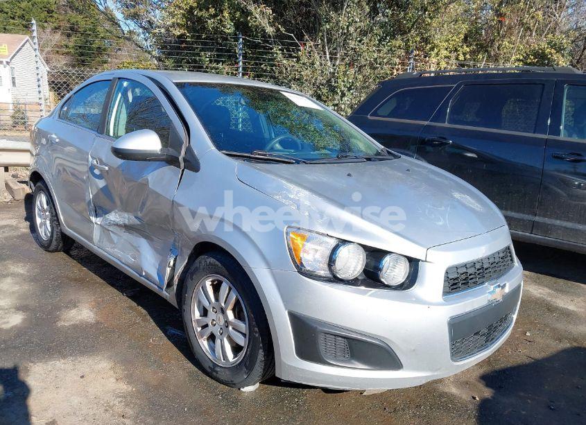 2012 Chevrolet Sonic 2LT (VIN 1G1JC5SH4C4126377) main photo