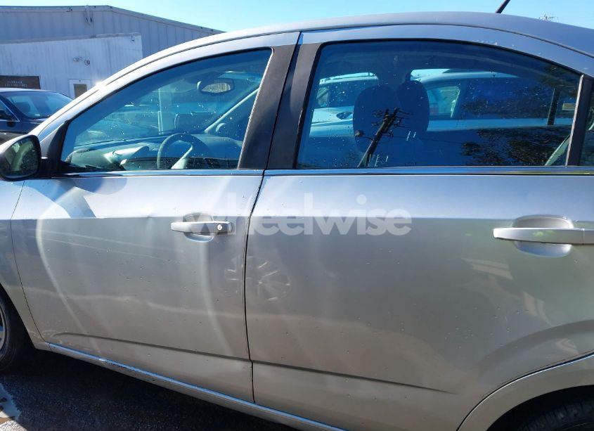 Photo 14 of 2012 Chevrolet Sonic 2LT (VIN 1G1JC5SH4C4126377)