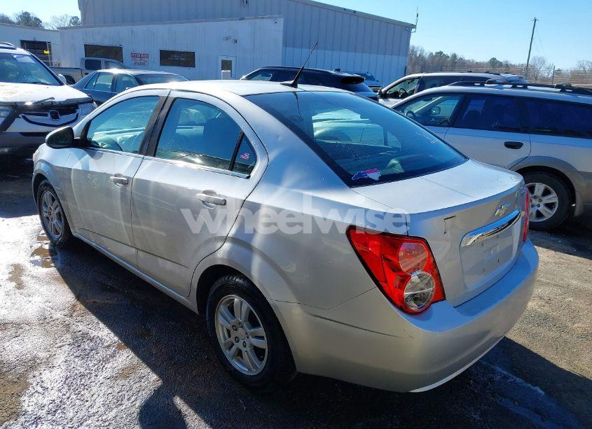 Photo 3 of 2012 Chevrolet Sonic 2LT (VIN 1G1JC5SH4C4126377)