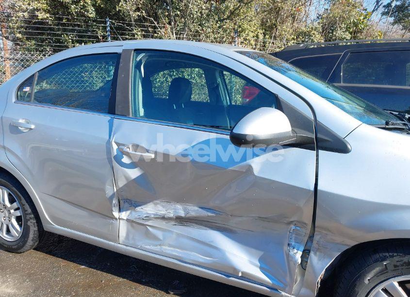 Photo 6 of 2012 Chevrolet Sonic 2LT (VIN 1G1JC5SH4C4126377)