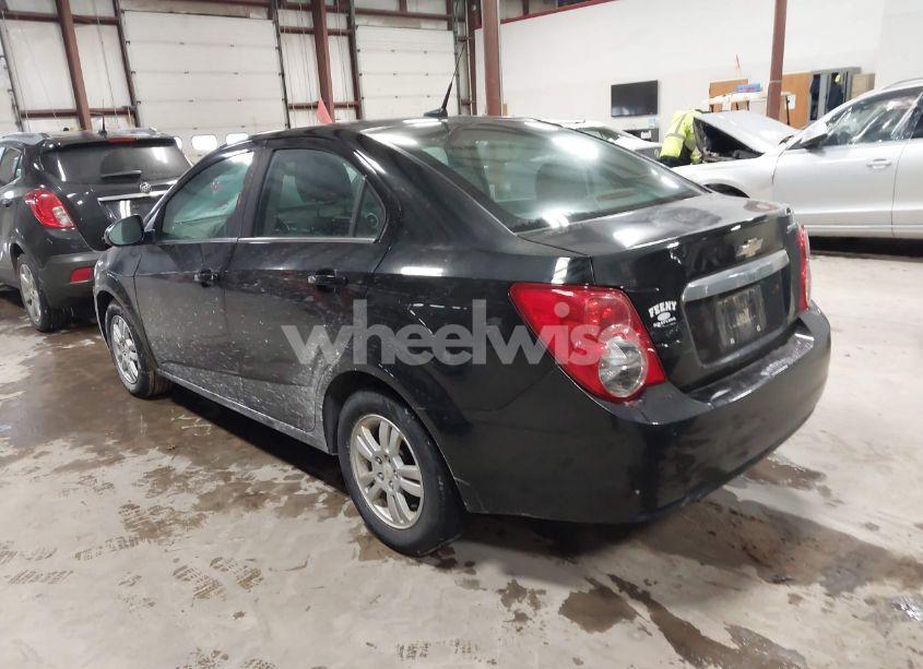 Photo 3 of 2012 Chevrolet Sonic 2LT (VIN 1G1JC5SH4C4129585)