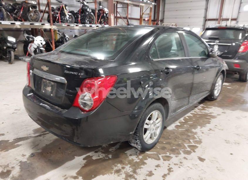 Photo 4 of 2012 Chevrolet Sonic 2LT (VIN 1G1JC5SH4C4129585)
