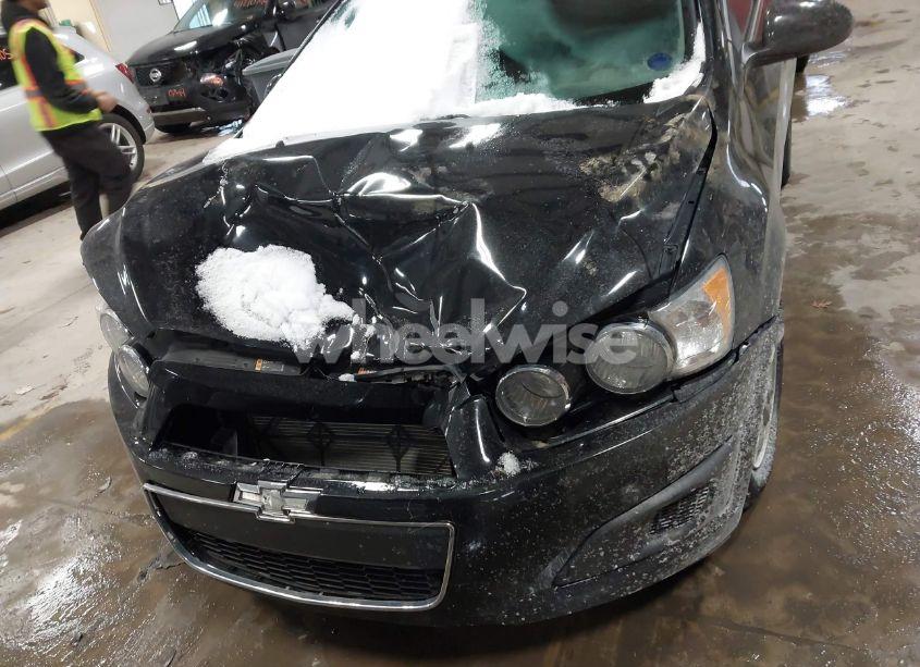 Photo 6 of 2012 Chevrolet Sonic 2LT (VIN 1G1JC5SH4C4129585)