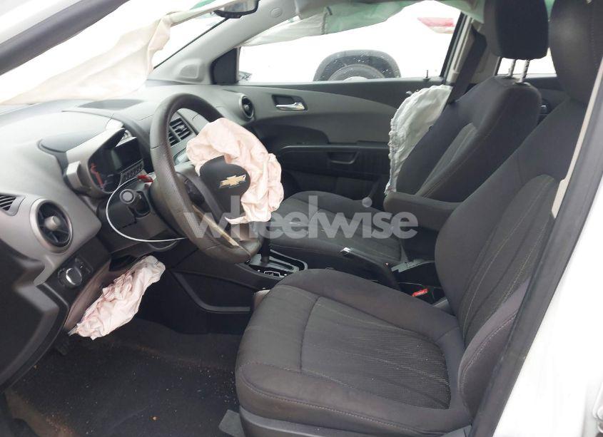 Photo 5 of 2012 Chevrolet Sonic 2LT (VIN 1G1JC5SH4C4192752)