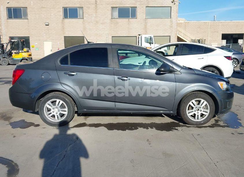 Photo 12 of 2012 Chevrolet Sonic 2LT (VIN 1G1JC5SH4C4203037)