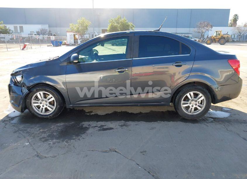 Photo 13 of 2012 Chevrolet Sonic 2LT (VIN 1G1JC5SH4C4203037)