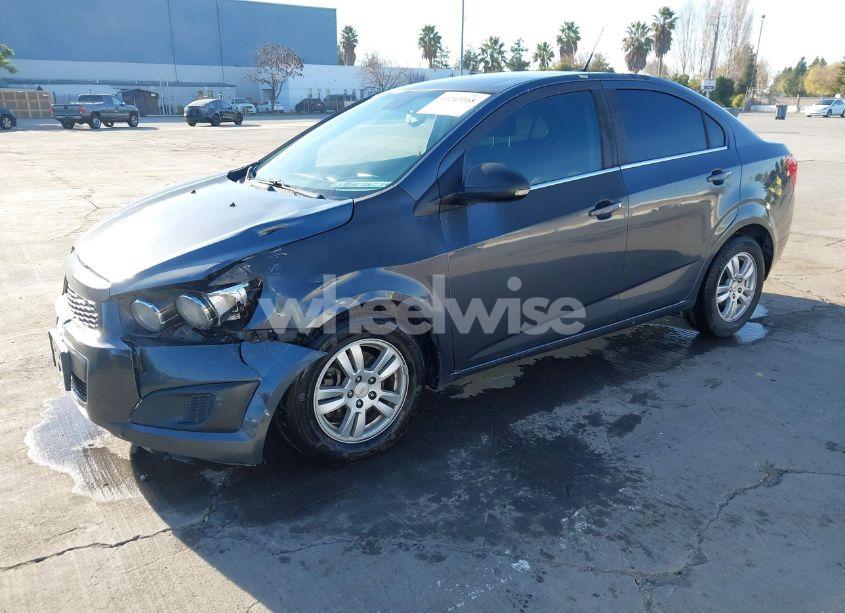 Photo 2 of 2012 Chevrolet Sonic 2LT (VIN 1G1JC5SH4C4203037)