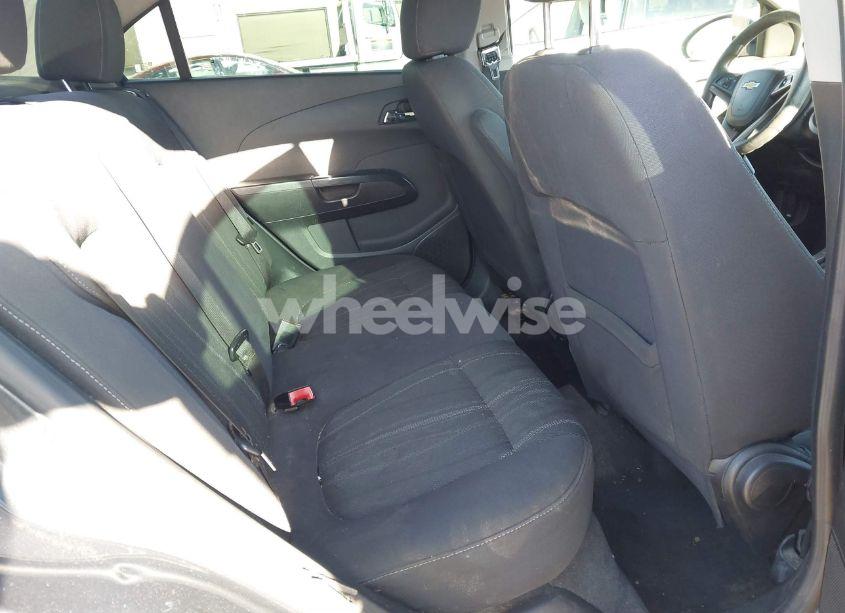 Photo 8 of 2012 Chevrolet Sonic 2LT (VIN 1G1JC5SH4C4203037)