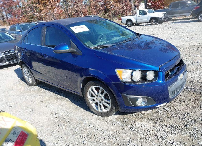 2012 Chevrolet Sonic 2LT (VIN 1G1JC5SH4C4223868) main photo