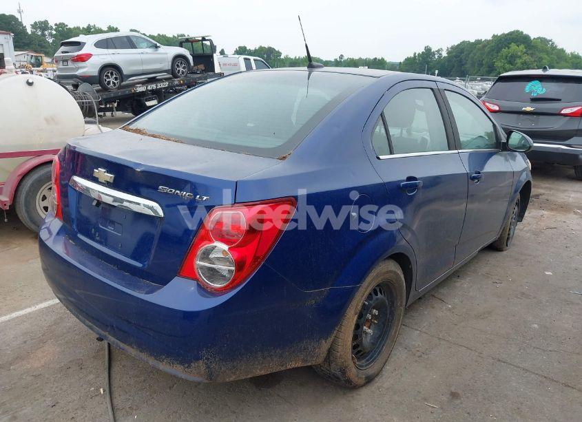 Photo 4 of 2013 Chevrolet Sonic LT AUTO (VIN 1G1JC5SH4D4124601)