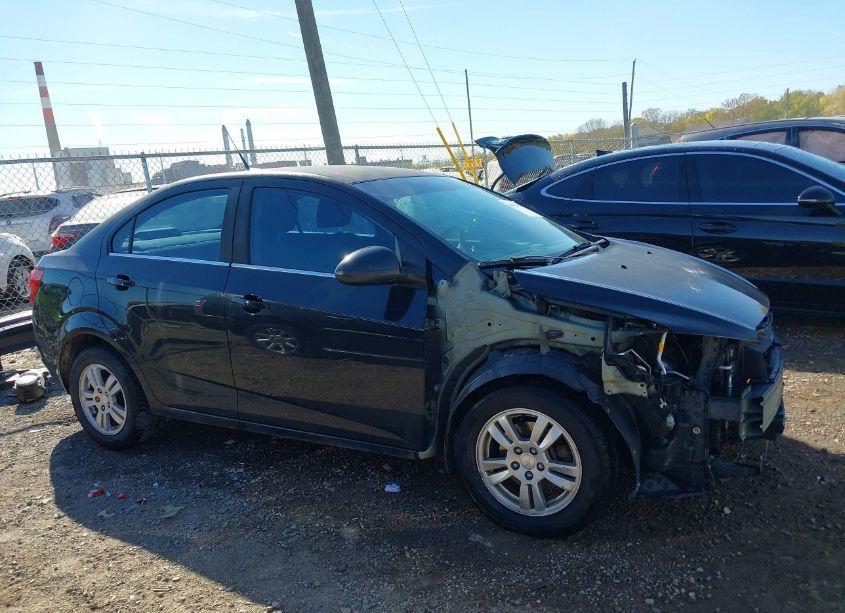 Photo 14 of 2013 Chevrolet Sonic LT AUTO (VIN 1G1JC5SH4D4155038)