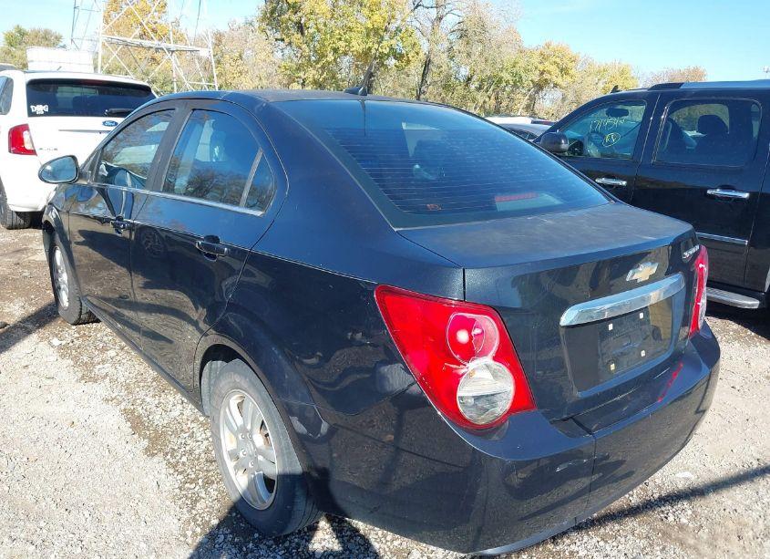 Photo 3 of 2013 Chevrolet Sonic LT AUTO (VIN 1G1JC5SH4D4155038)